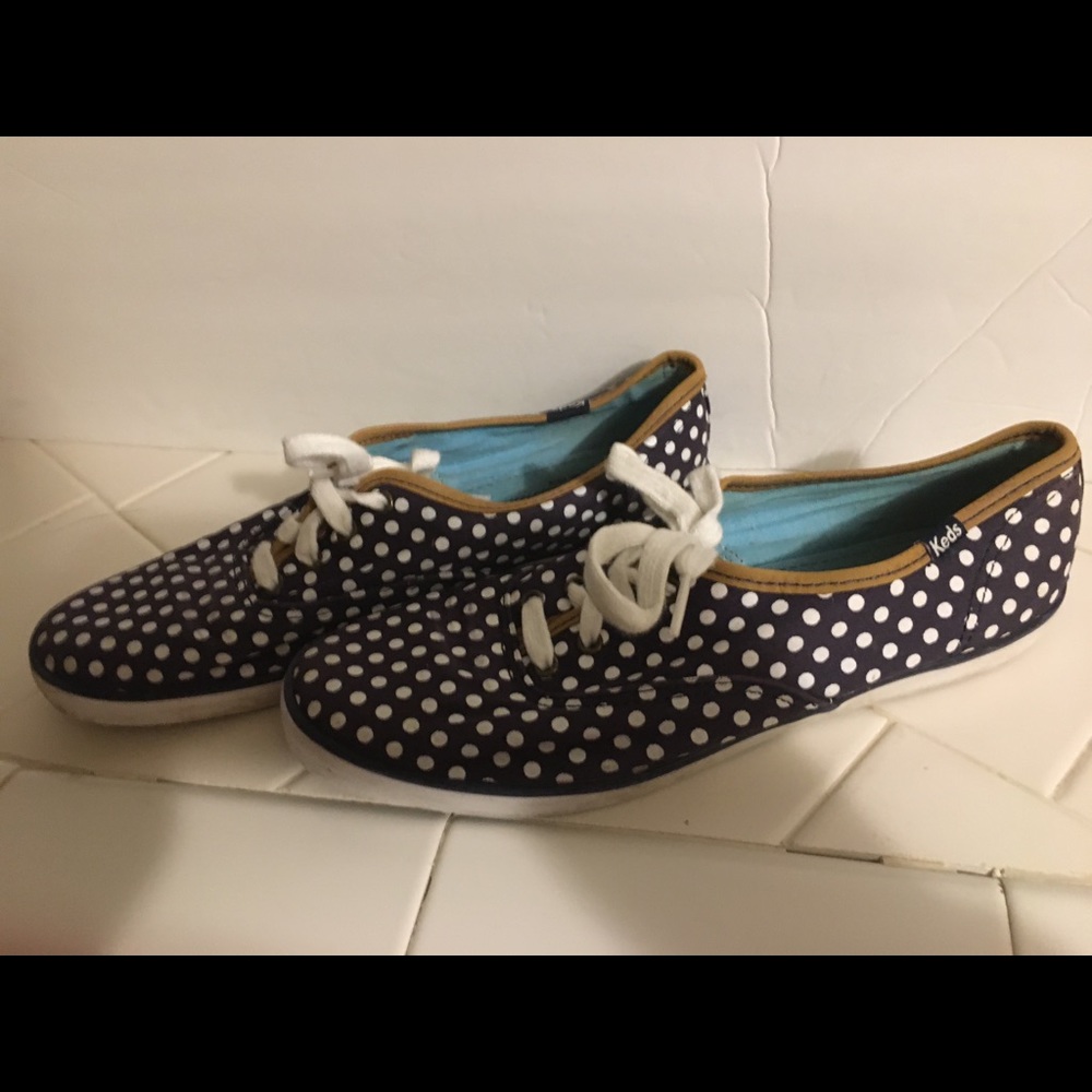 Keds Polka Dot Sneakers Size 7.5.